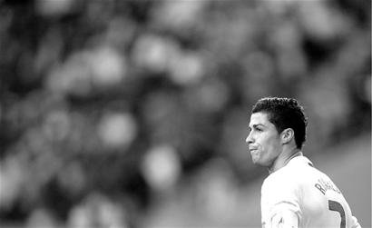 曼城德布劳内助攻斯特林得分（德布劳内妙传 斯特林为曼城破门）