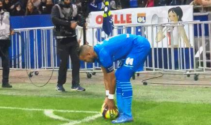 连续两轮进球！田中碧助利兹联队平利物浦、胜切尔西