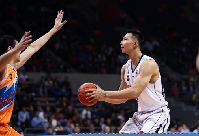 曼城德布劳内助攻斯特林得分（德布劳内妙传 斯特林为曼城建功）