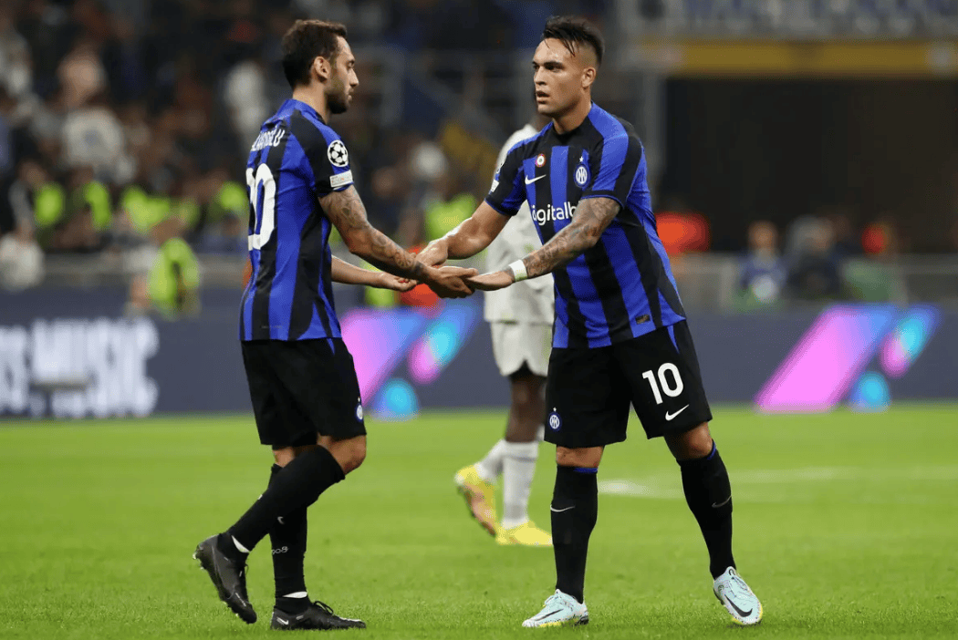 名宿：我不会让弗拉泰西当替补，任何比赛任何对手他都能进球（名宿力挺弗拉泰西：绝不让他打替补，对任何对手都能破门）