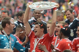 广厦男篮张帆末节绝杀山东（张帆末节读秒绝杀，广厦险胜山东）