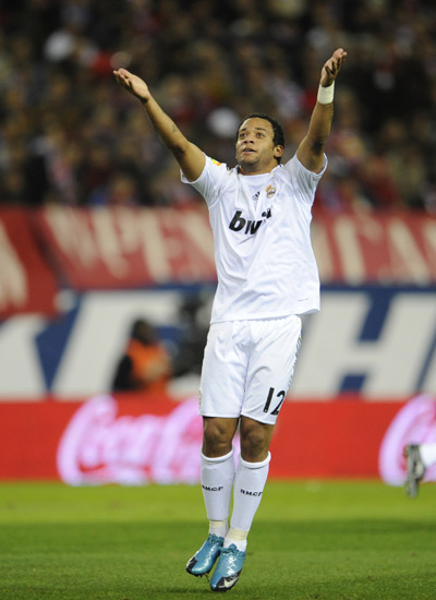 早报：节礼日的凌晨静悄悄（早报：节礼日凌晨格外宁静）