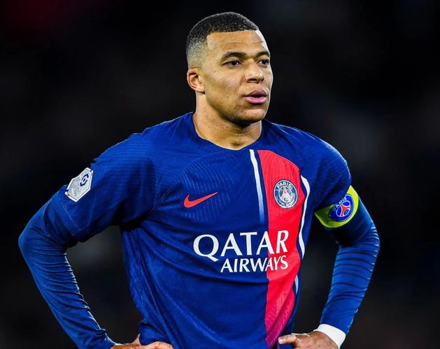 海港发布官方Vlog：旧将奇塔迪尼重回浦东足球场（海港推出官方Vlog：昔日旧将奇塔迪尼重返浦东足球场）